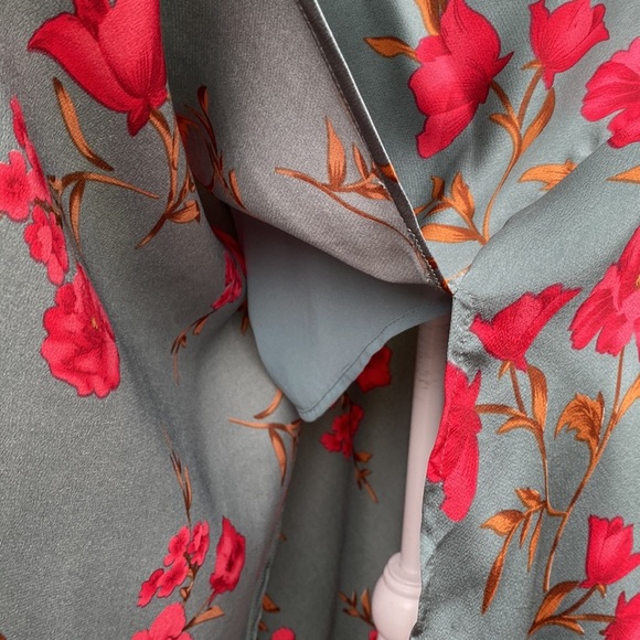 ASTR Gia midi floral slip dress - Picture 10 of 11